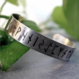 Rune Cuff